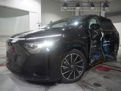 XPENG X9 MDB test 2026 after crash