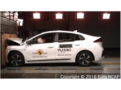 Hyundai Ioniq - Frontal Full Width test 2016