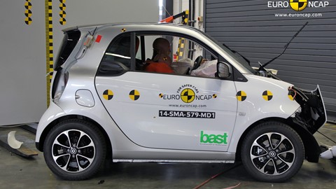 smart fortwo - Frontal crash test 2014 - after crash