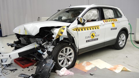 Volkswagen Tiguan - Frontal Offset Impact test 2016 - after crash