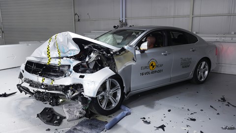 Volvo S90 - Frontal Offset Impact test 2017 - after crash