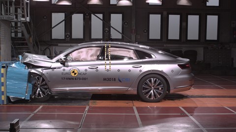 VW Arteon - Frontal Offset Impact test 2017