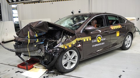 Opel Insignia- Frontal Offset Impact test 2017 - after crash