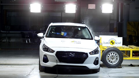 Hyundai I30 - Side crash test 2017