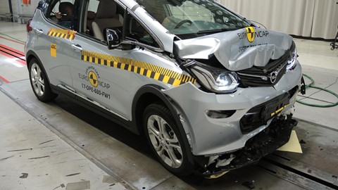 Opel/Vauxhall Ampera-e- Frontal Full Width test 2017 - after crash