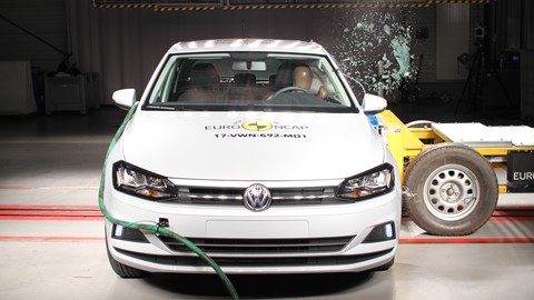 VW Polo - Side crash test 2017