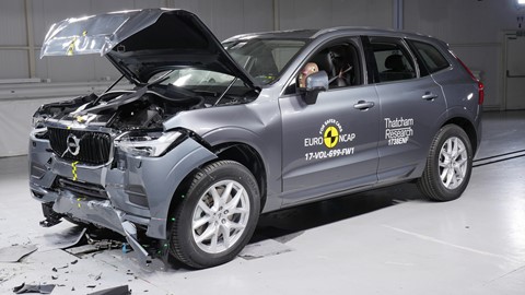 Volvo XC60 - Frontal Full Width test 2017 - after crash