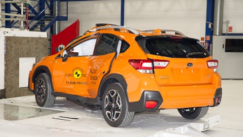 Subaru XV - Pole crash test 2017 - after crash
