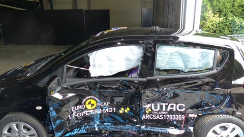 Opel Karl - Side crash test 2017 - after crash