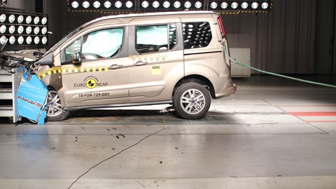 Ford Tourneo Connect - Frontal Offset Impact test 2018