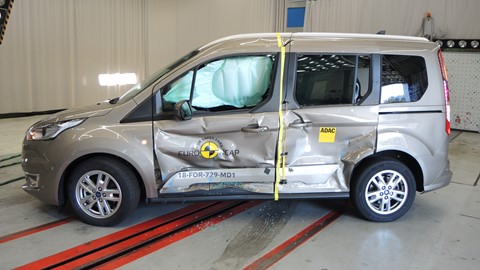 Ford Tourneo Connect - Side crash test 2018 - after crash