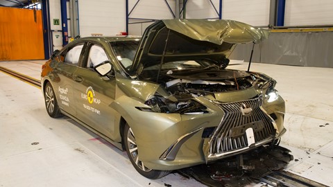 Lexus ES - Frontal Full Width test 2018 - after crash