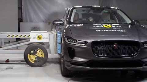 Jaguar I-PACE - Side crash test 2018