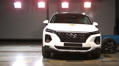 Hyundai Santa Fe - Side crash test 2018