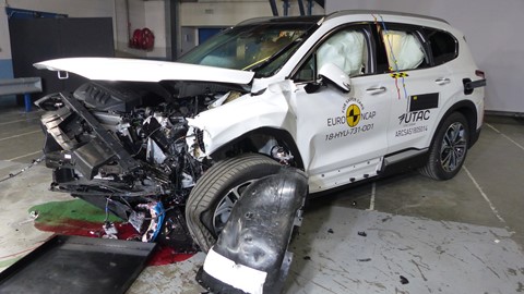 Hyundai Santa Fe - Frontal Offset Impact test 2018 - after crash