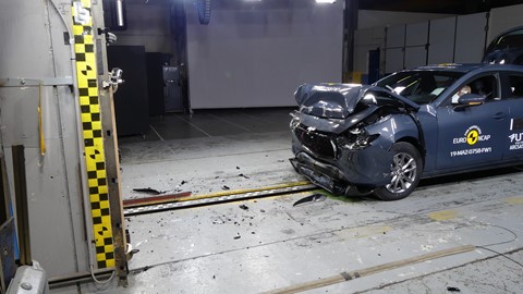 Mazda 3 - Frontal Full Width test 2019 - after crash