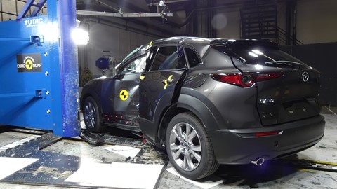 Mazda CX-30 - Pole crash test 2019 - after crash