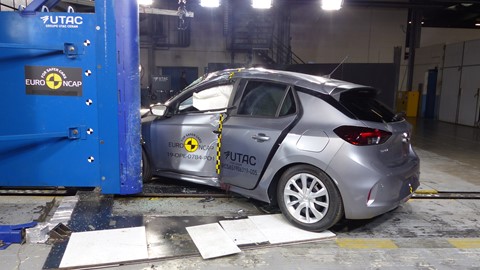 Opel/Vauxhall Corsa - Pole crash test 2019 - after crash