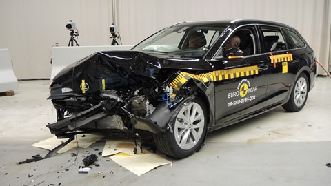 Škoda Octavia - Frontal Offset Impact test 2019 - after crash