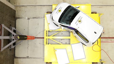 Volkswagen up! - Pole crash test 2019 - after crash