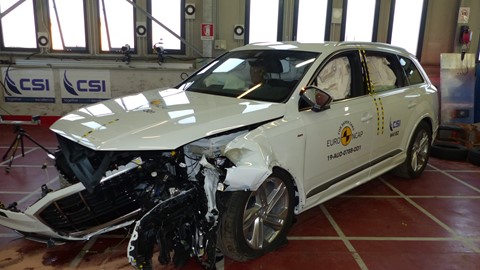Audi Q7 - Frontal Offset Impact test 2019 - after crash
