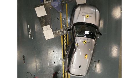 Peugeot 308 PHEV - Side Pole test 2022 - after crash