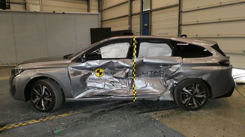 Peugeot 308 PHEV - Side Mobile Barrier test 2022 - after crash