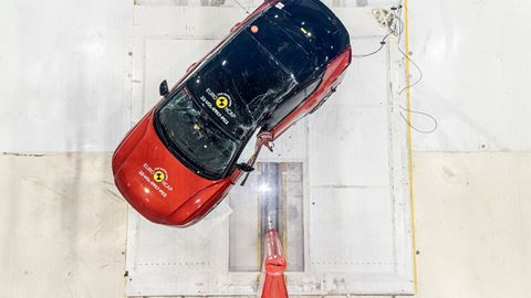 Volvo C40 Recharge - Side Pole test 2022 - after crash