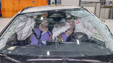 BMW 2 Series Active Tourer - Far-Side impact test 2022 - after crash