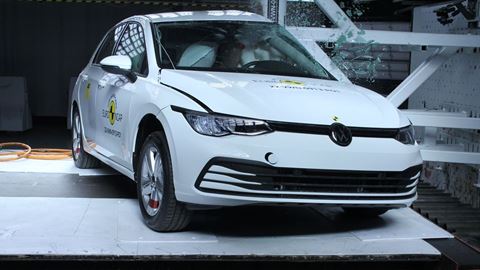 VW Golf - Side Pole test 2022