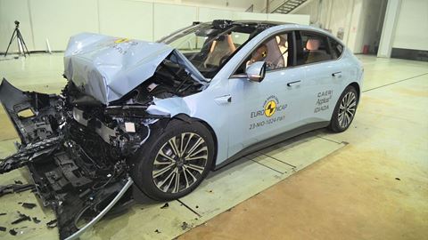 NIO ET5 Full Width Rigid Barrier test 2023 after crash