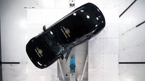 XPENG P7 Side Pole test 2023 after crash