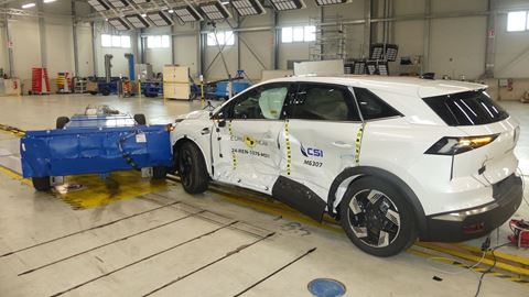 Renault Symbioz Side Mobile Barrier test 2024 after crash