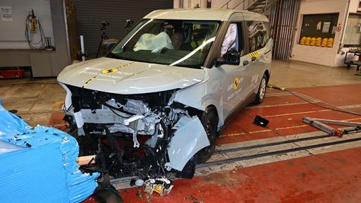 Ford Tourneo Courier Mobile Progressive Deformable Barrier test 2024 after crash