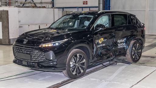 MG HS Side Mobile Barrier test 2024 after crash