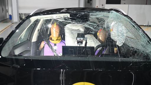 GEELY EX5 Far Side impact test 2025 after crash