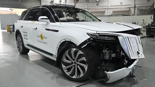 Hongqi E HS9 Mobile Progressive Deformable Barrier test 2025 after crash