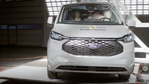 Ford E Tourneo Custom Side Pole test 2025