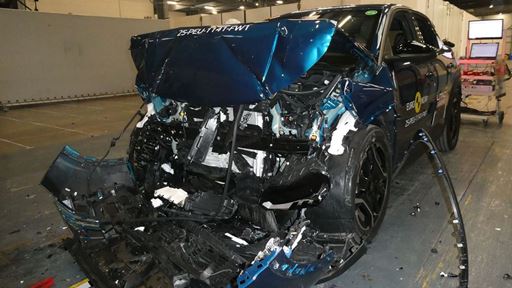 Peugeot 3008 Full Width Rigid Barrier test 2025 after crash