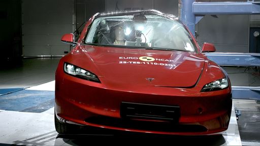 Tesla Model 3 Side Pole test 2025