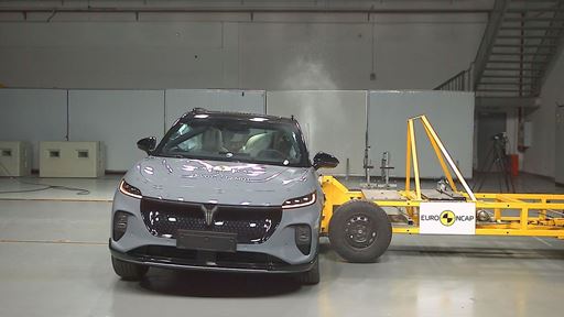 Voyah COURAGE Side Mobile Barrier test 2025