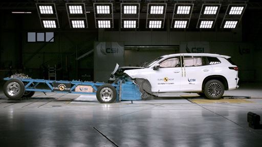 VW Tayron Mobile Progressive Deformable Barrier test 2025