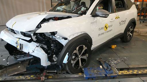 Dacia Bigster Mobile Progressive Deformable Barrier test 2024 after crash