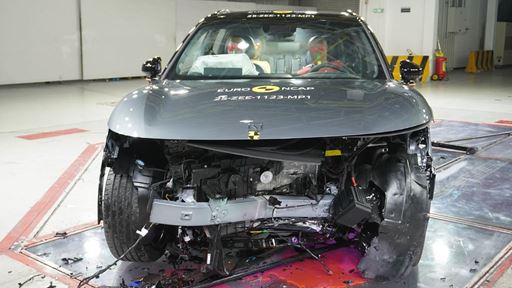 ZEEKR 7X Mobile Progressive Deformable Barrier test 2025 after crash
