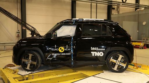 Hyundai INSTER Side Pole test 2025 after crash