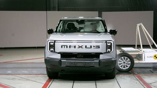 Maxus eTERRON 9 Side Mobile Barrier test 2024