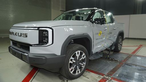 Maxus eTERRON 9 Side Mobile Barrier test 2024 after crash