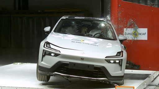 Polestar 4 Side Pole test 2025