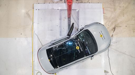 Polestar 4 Side Pole test 2025 after crash
