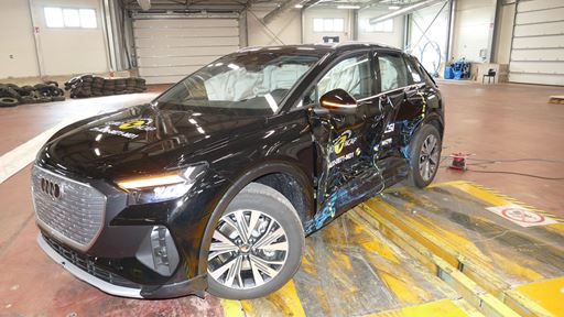 Audi Q4 e tron Side Mobile Barrier test 2025 after crash